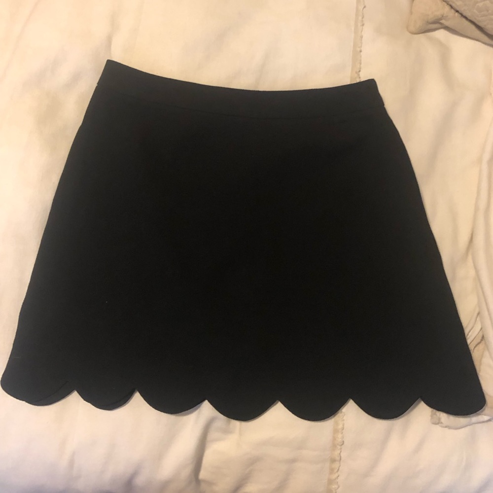Black scalloped hem skirt
